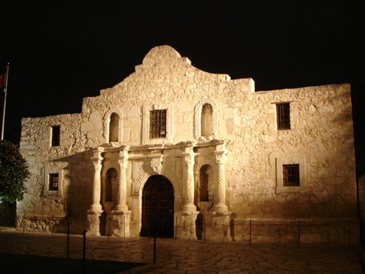 <p>Alamo</p>