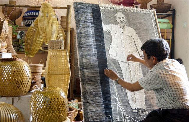 <p>Artisan (n)</p>