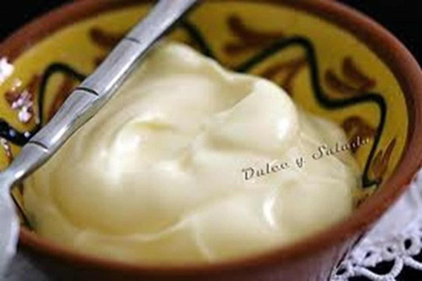 <p>mayonnaise (mayo)</p>