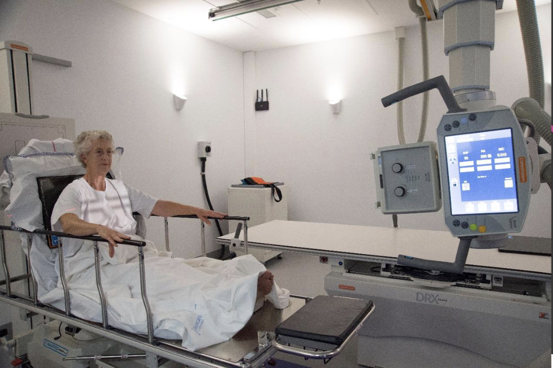 <p>Broad FS, ~180cm</p><p>97kVp/2mAs</p><p>Tube angle to sternum</p><p>CR: 4cm below jugular notch</p><p><strong><em><u>ANNOTATE</u></em></strong><em> XR TO INDICATE AP ERECT/SEMI-ERECT</em></p>