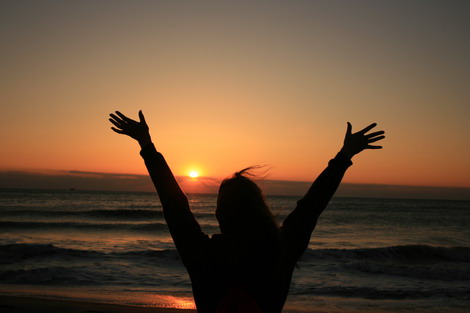 <p>Laud (v.) - to praise</p>