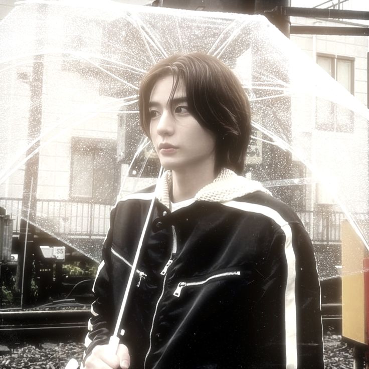 <p>Universal lines</p>