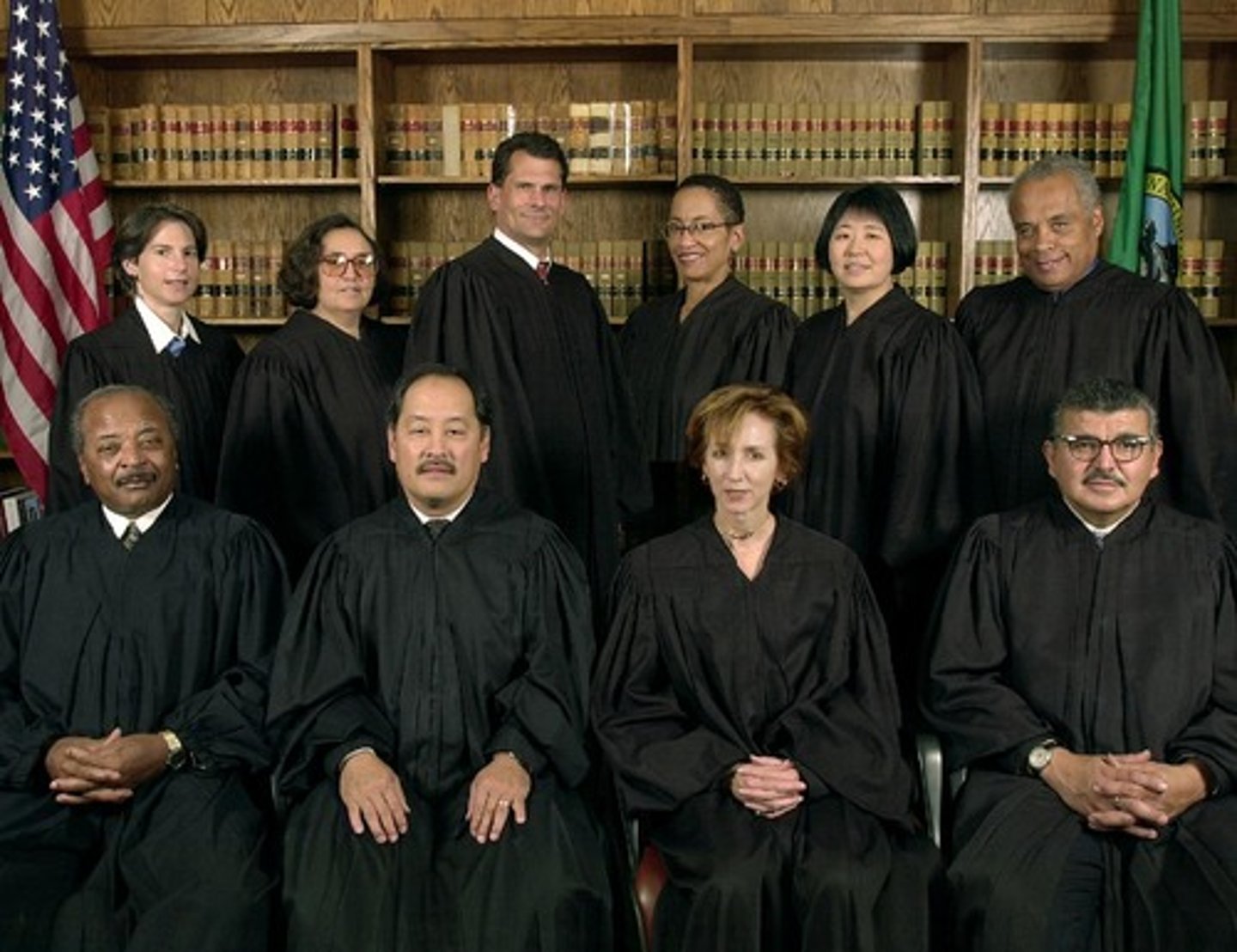 <p>judge</p>