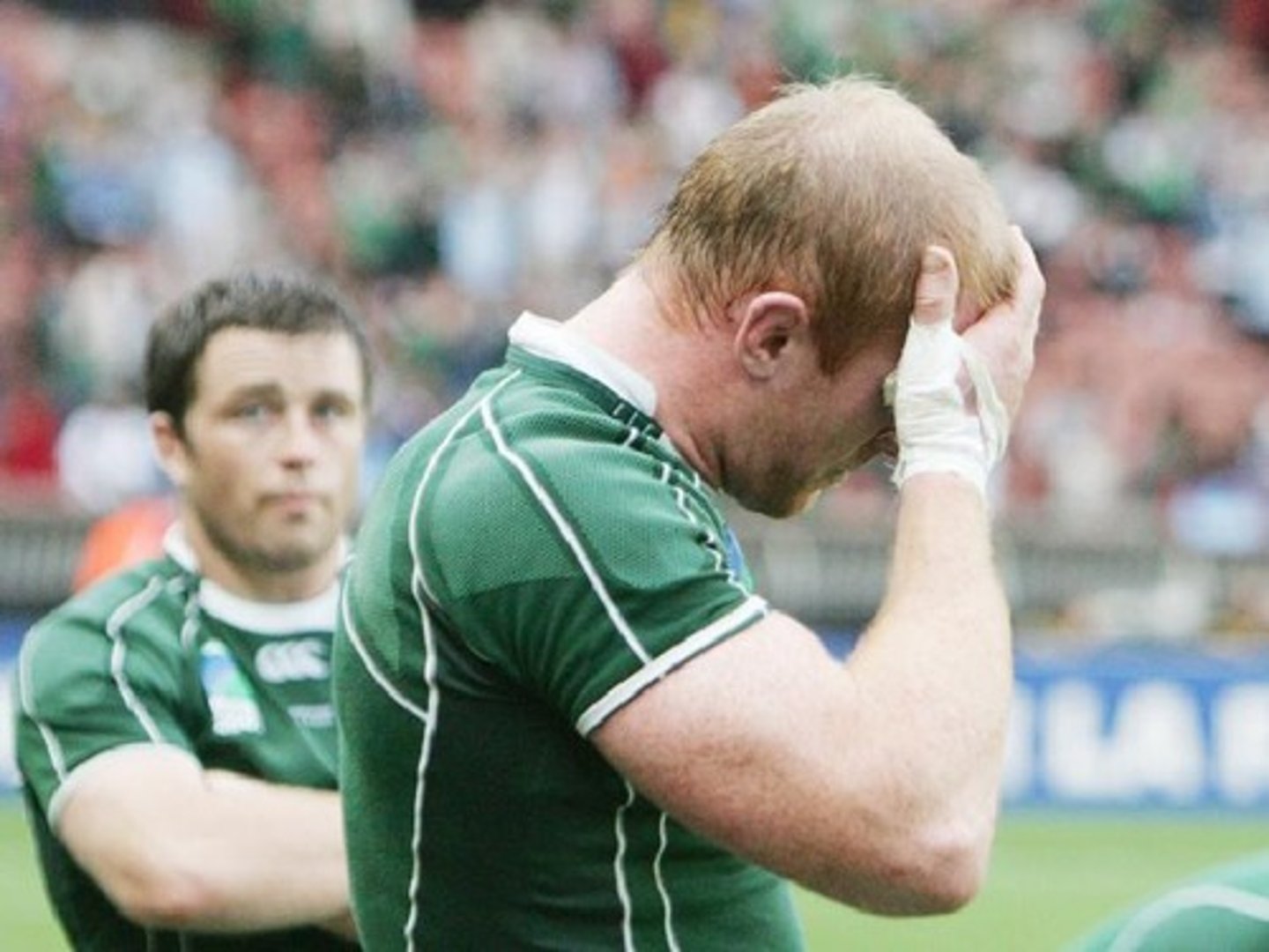 <p>thất vọng</p>