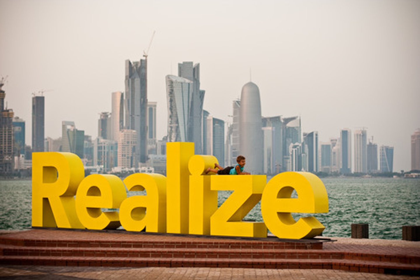 <p>thực tiễn</p>