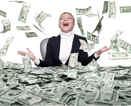 <p>If make or spend a lot of money, you make or spend a <strong>fortune</strong>.</p><p><span>|ˈfɔːtʃuːn|</span></p><p>Состояние</p>