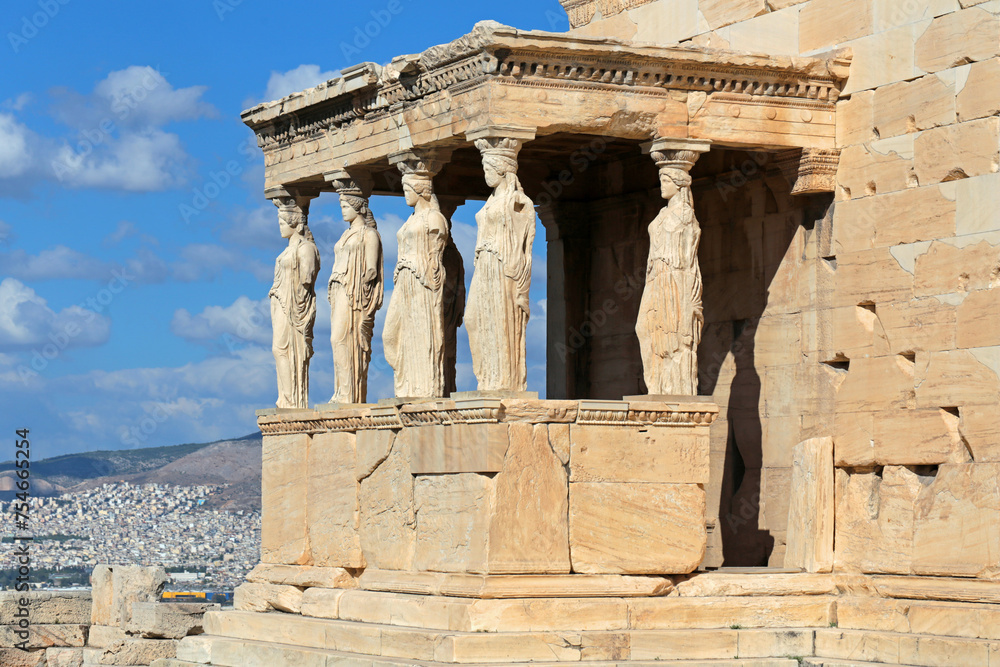 <p>what are the 6 caryatids? </p>