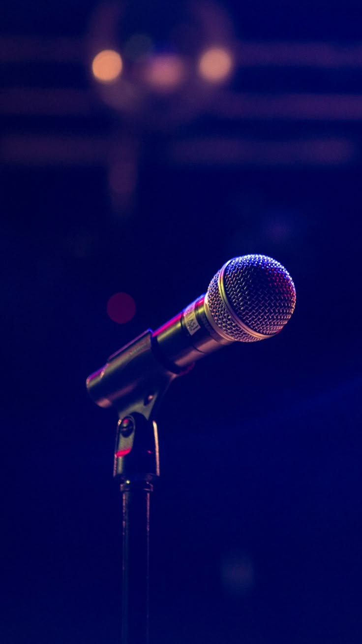 <p>Singing: io</p>