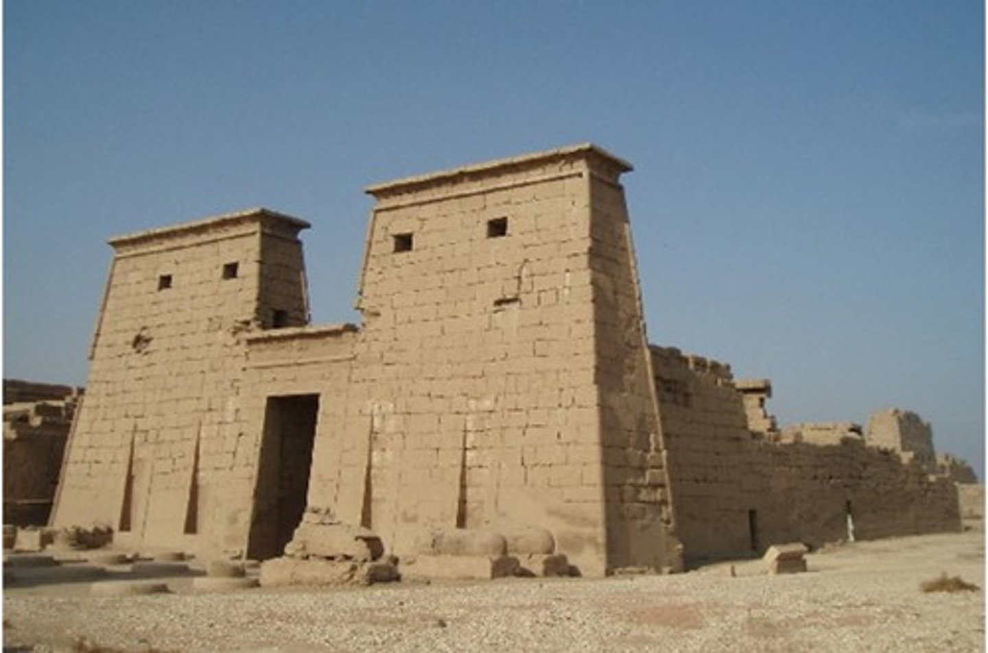 <p>Contains Papyrus bundles and bud columns</p>