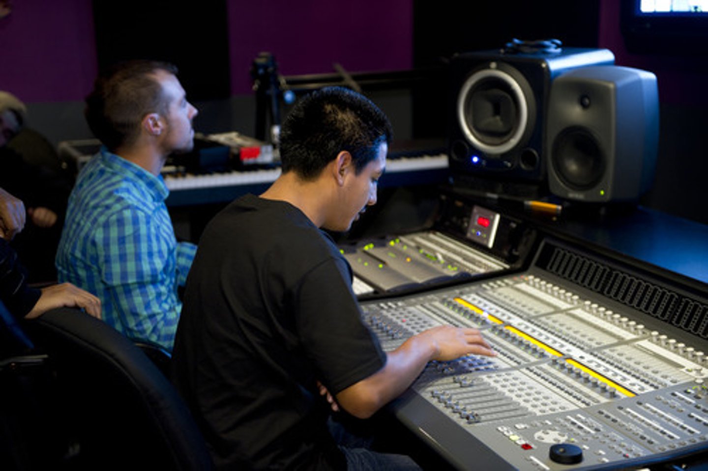 <p>audio</p>