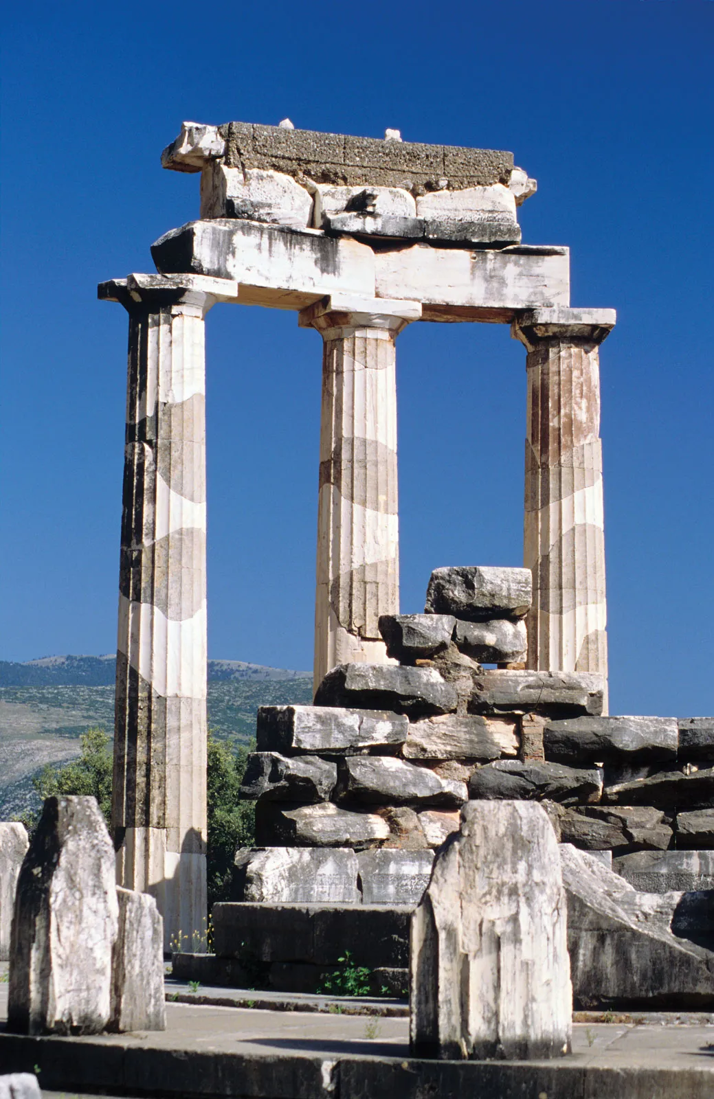<p>Tholos</p>