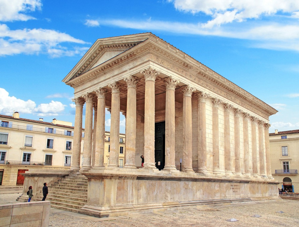 <p>Roman</p>