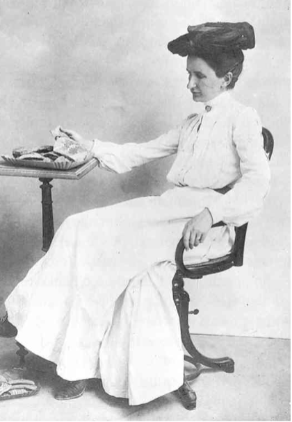 <p>name, years, what did she do?</p>