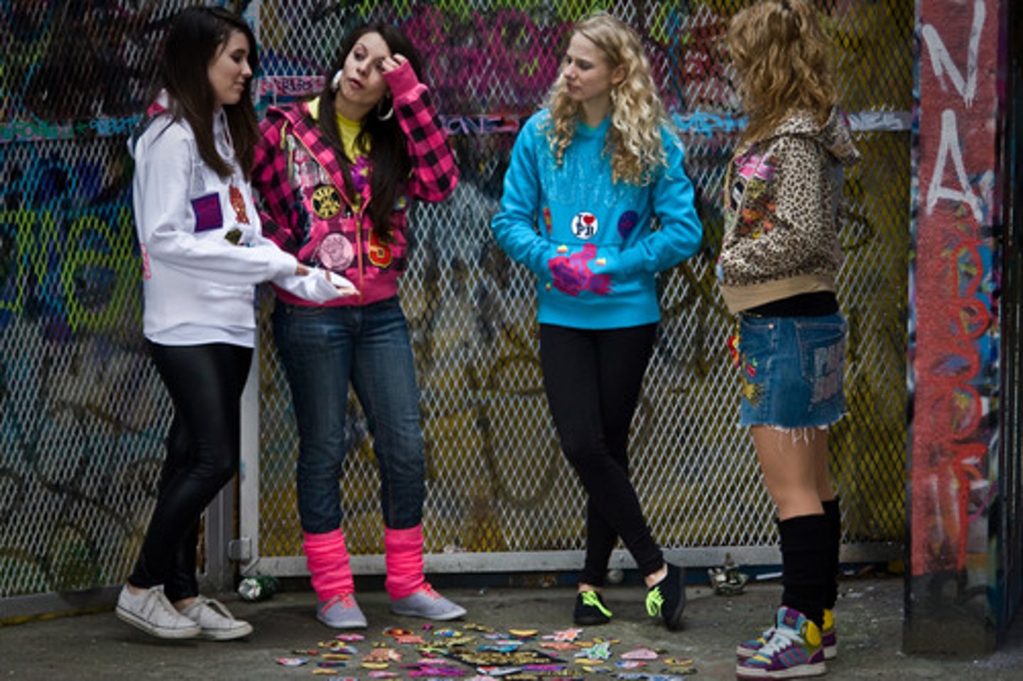 <p>thanh thiếu niên</p>