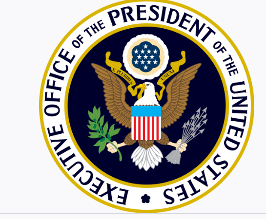<p>Based on the image, what is the purpose of the Executive Office of the President (EOP)?</p>