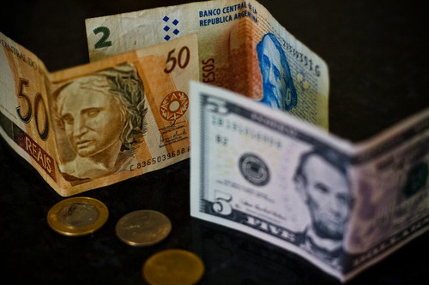 <p>Aa system or stage of economic life in which money replaces barter in the exchange of goods.</p>