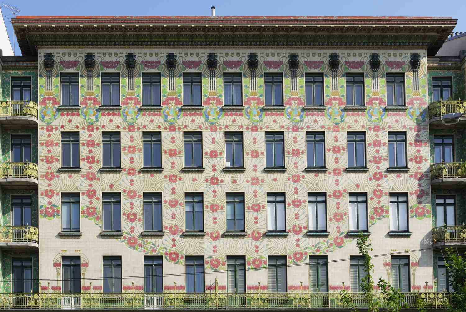 <p>Majolica House</p>