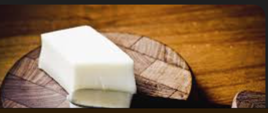 <p>Animal Fats, NO double bonds </p><ul><li><p>solid at room temp </p><p>ex: lard</p><p></p></li></ul><p></p>