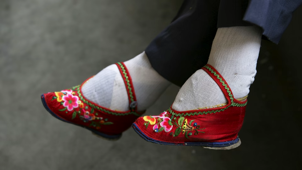 Foot Binding