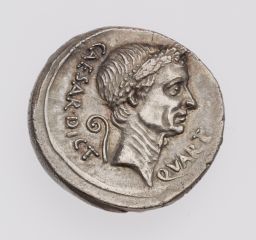 <p>Denarius of Julius Caesar</p>
