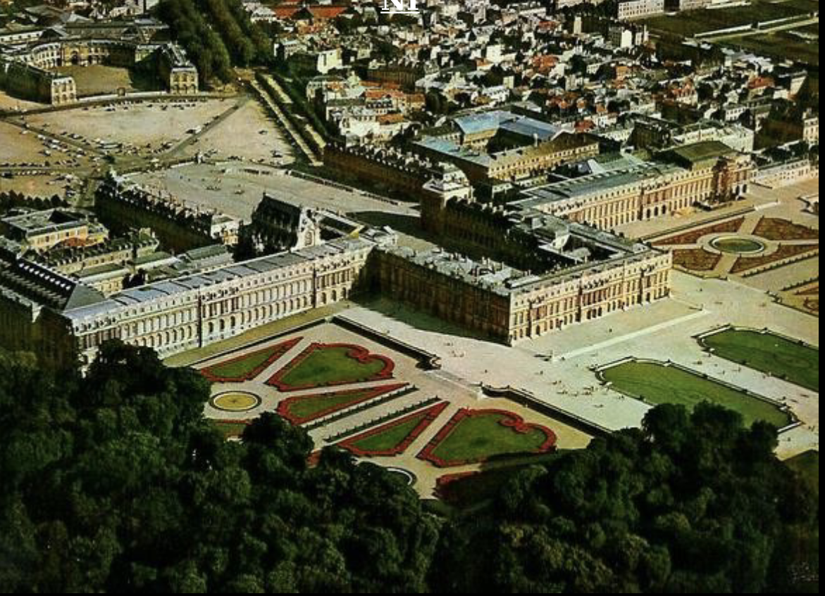 Artist: 

Title:

Date:

Material:

Location: 