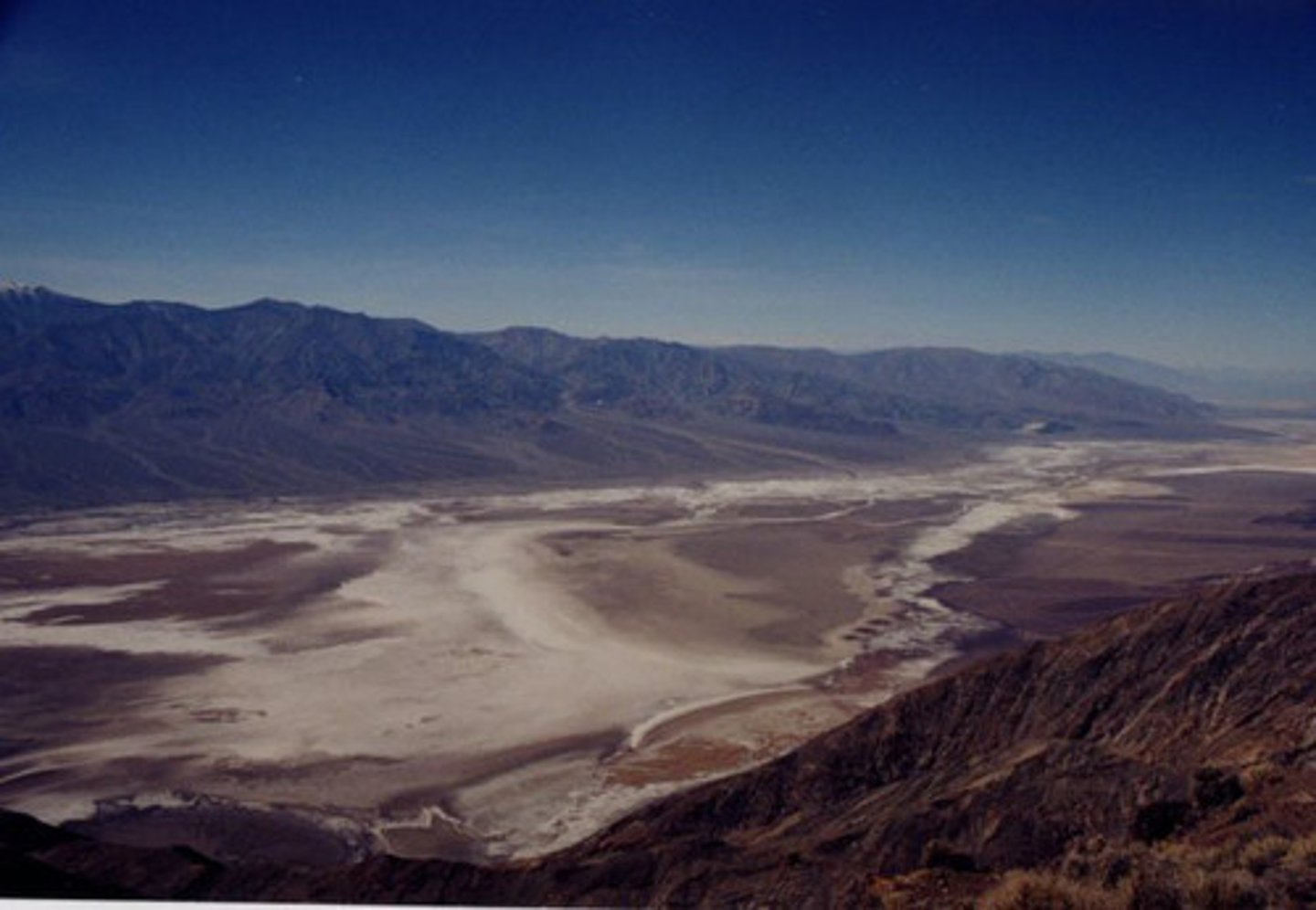 <p>Hottest, Driest, Lowest place on earth!</p><p>*Deepest area: 85 m below sea level = 280 ft (tectonically controlled- strike-slip fault)</p><p>- Faults on either side of the mountains</p><p>- Rifting apart, by faults (not a plate boundary)</p><p>High Temperature: 57 degrees celsius (134 degrees Fahrenheit)</p>