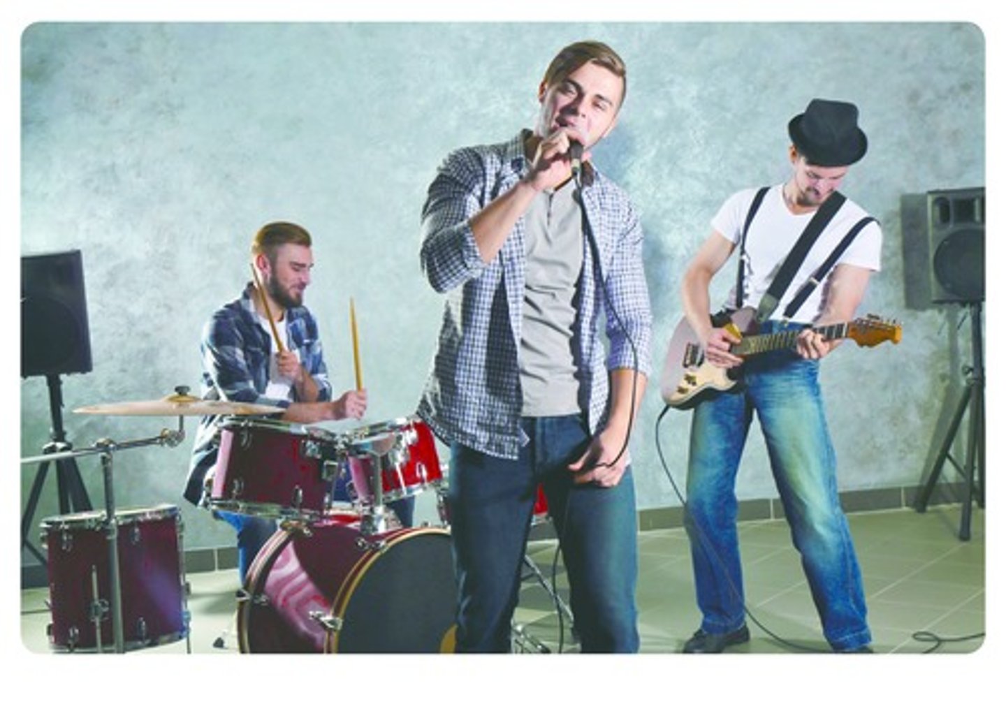 <p>/bænd/ Ban nhạc</p>