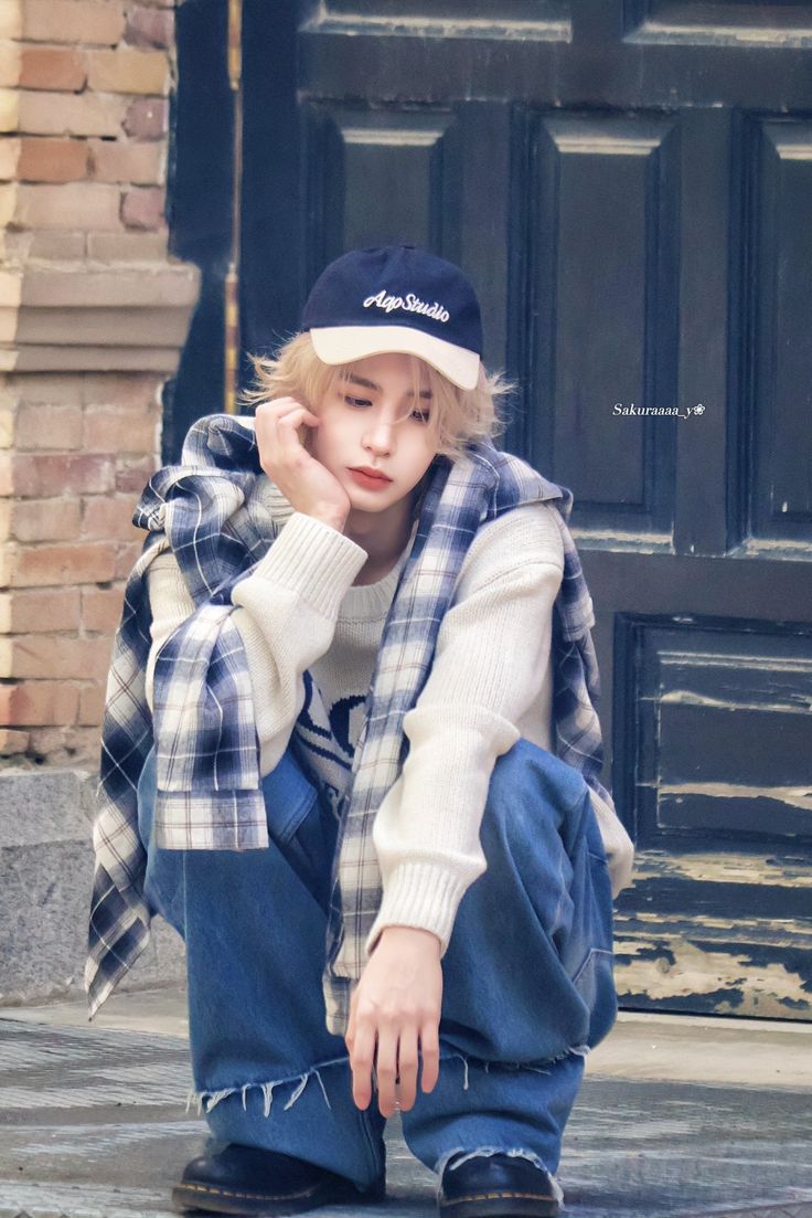 <p>What poetic devices are used?</p>