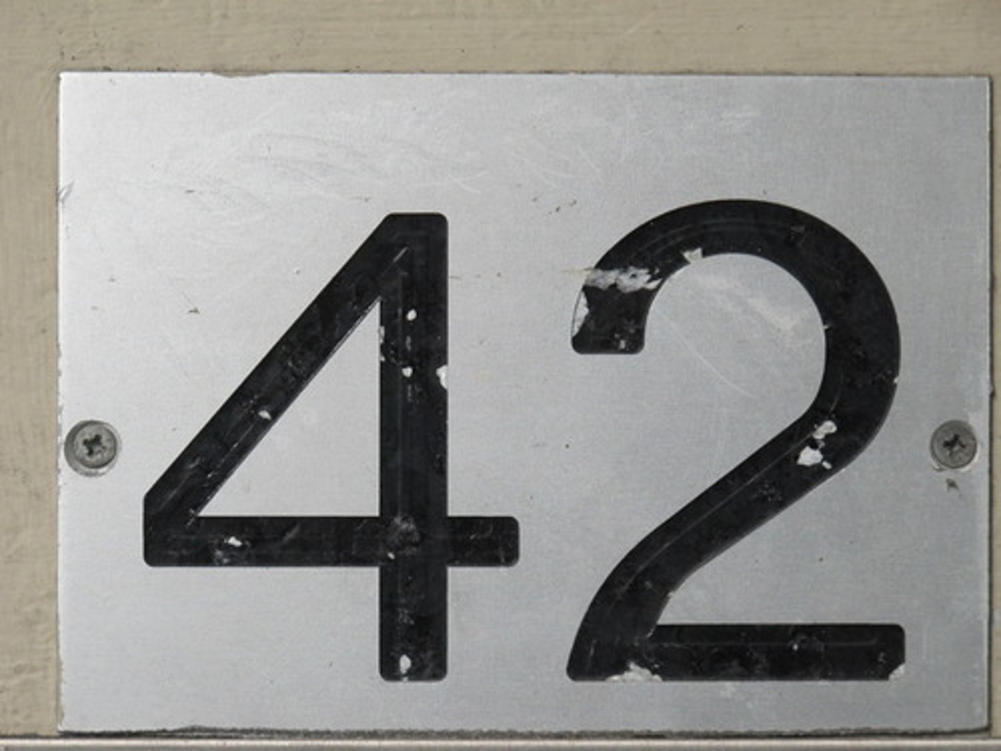 <p>cuarenta y dos</p>