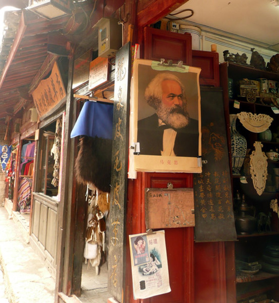 <p>aimed for social and economic equality through collective ownership, as promoted by figures like Karl Marx and early trade unions.</p>