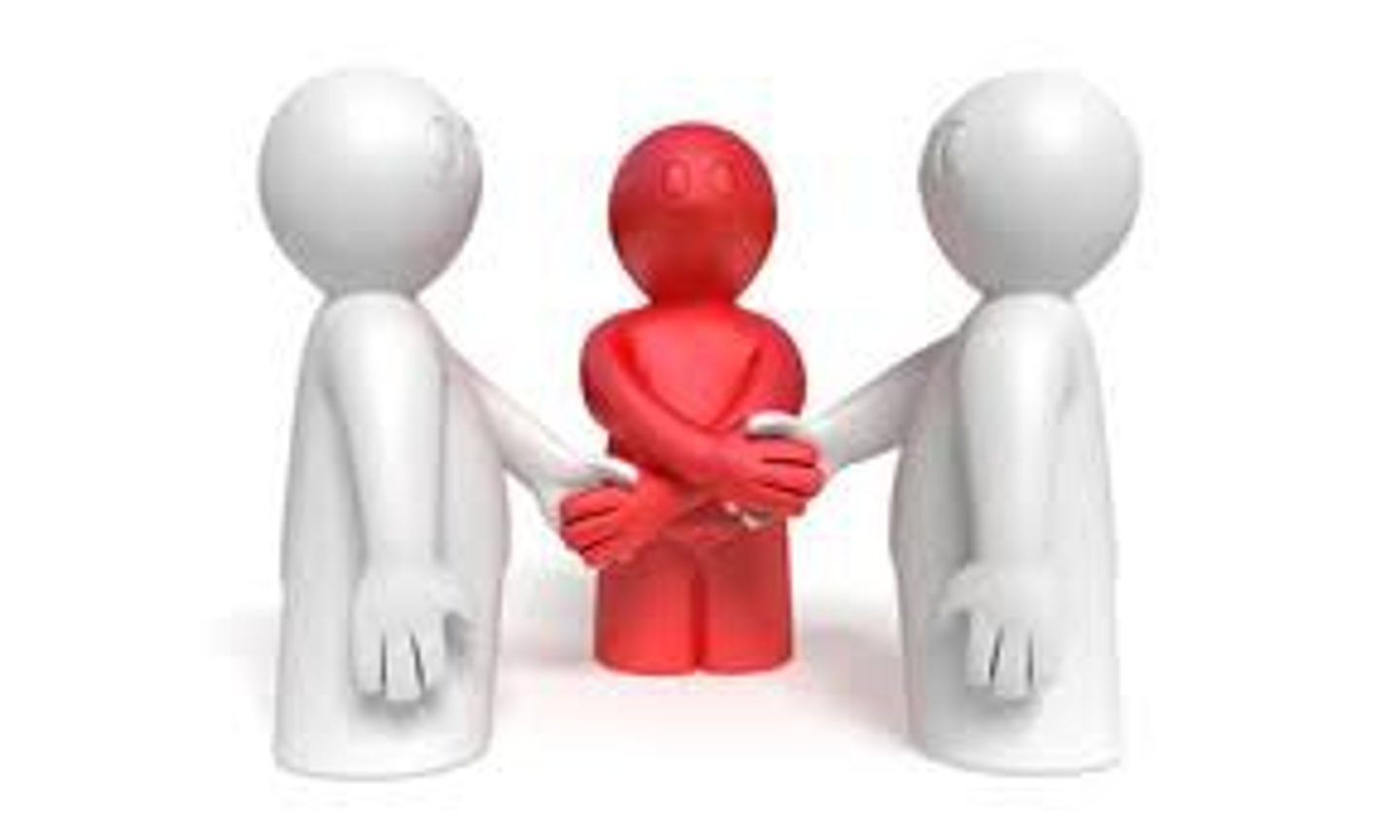 <p>A go-between person; connects the buyer and seller.</p>