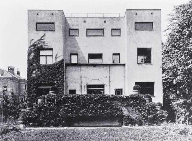 <p>Steiner House (details)</p>