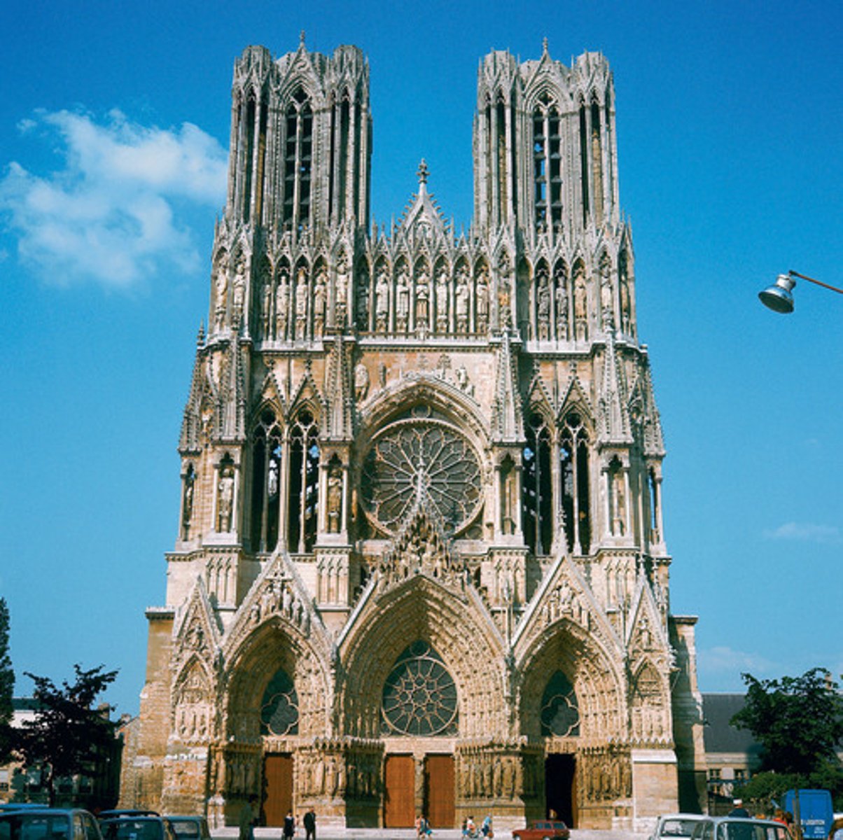 <p>the front of a building. Sometimes, more poetically, a speaker can refer to a "side facade" or a "rear facade"</p>