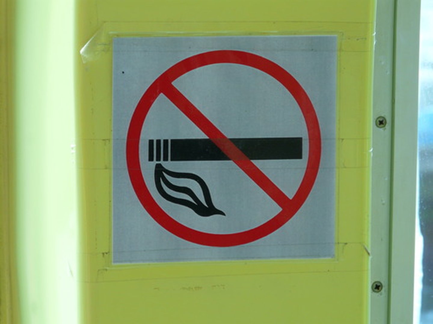 <p>que no está permitido</p>