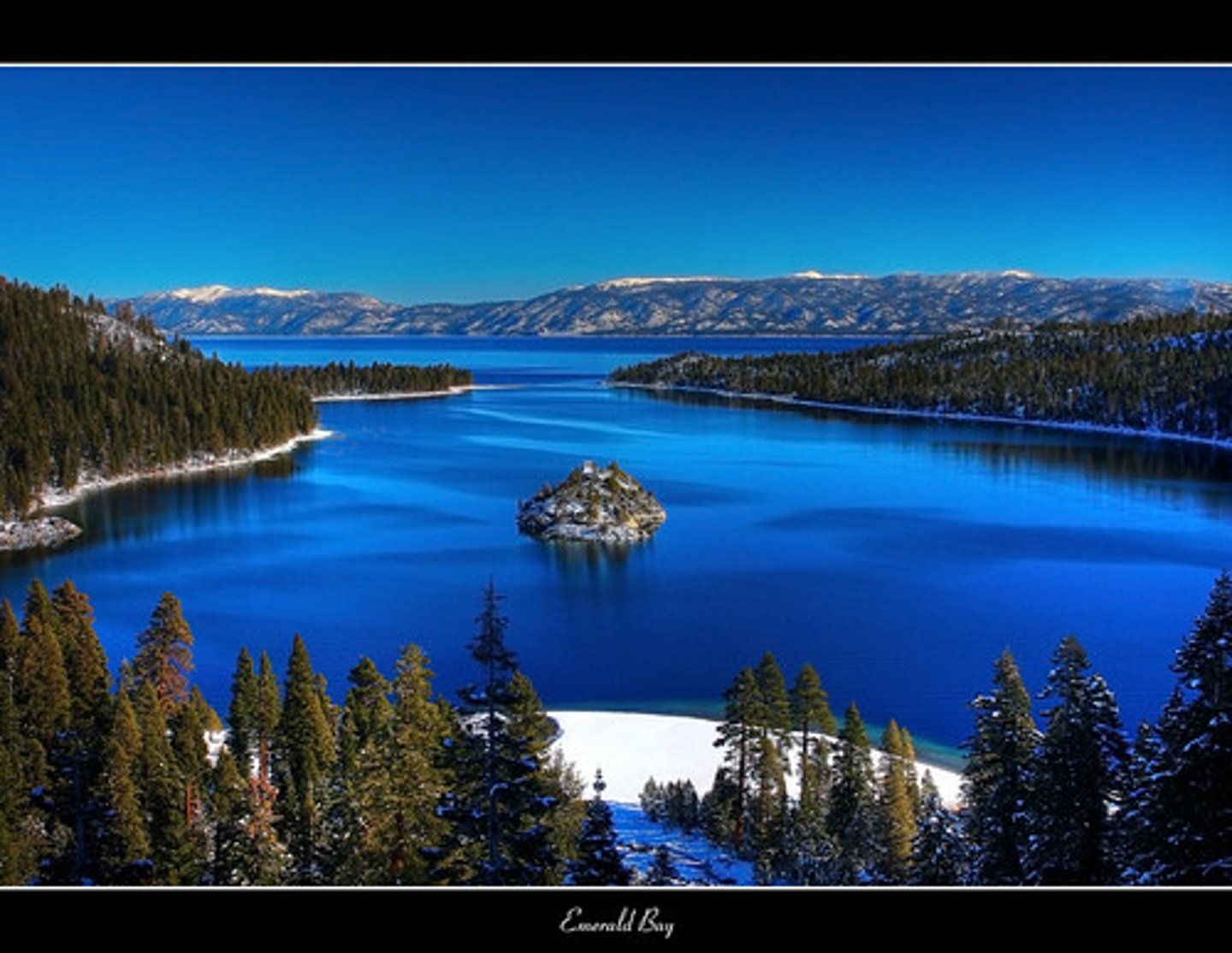 <p>part of a large body of water that is smaller than a gulf</p>