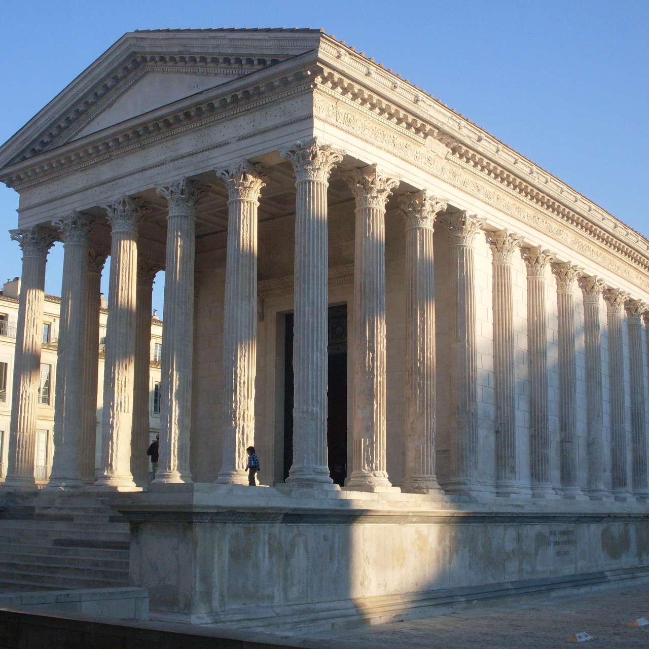 <p>Maison Carrée, Nimes</p>