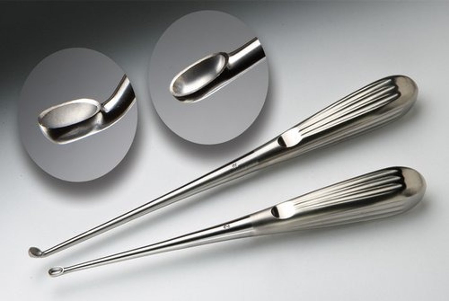 <p>Used to scrape hard tissue, Bone or cartilage, Common in orthopedic surgeries, Small cup, ice-cream like scoop at end, Sharp cutting edge</p>