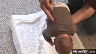 <ul><li><p><strong>stimulus: </strong>hold infant in prone suspension, gently scratch or tap alongside spine with finger from shoulder to butt</p></li><li><p><strong>response: </strong>lateral trunk flexion and wrinkling of skin on stimulated side</p></li><li><p><strong>fxn sig: </strong>enhances trunk stabilization by facilitating lateral trunk movement</p></li><li><p><strong>onset age: </strong>32 wk gestation</p></li><li><p><strong>integration: </strong>2mos</p></li></ul><p></p>