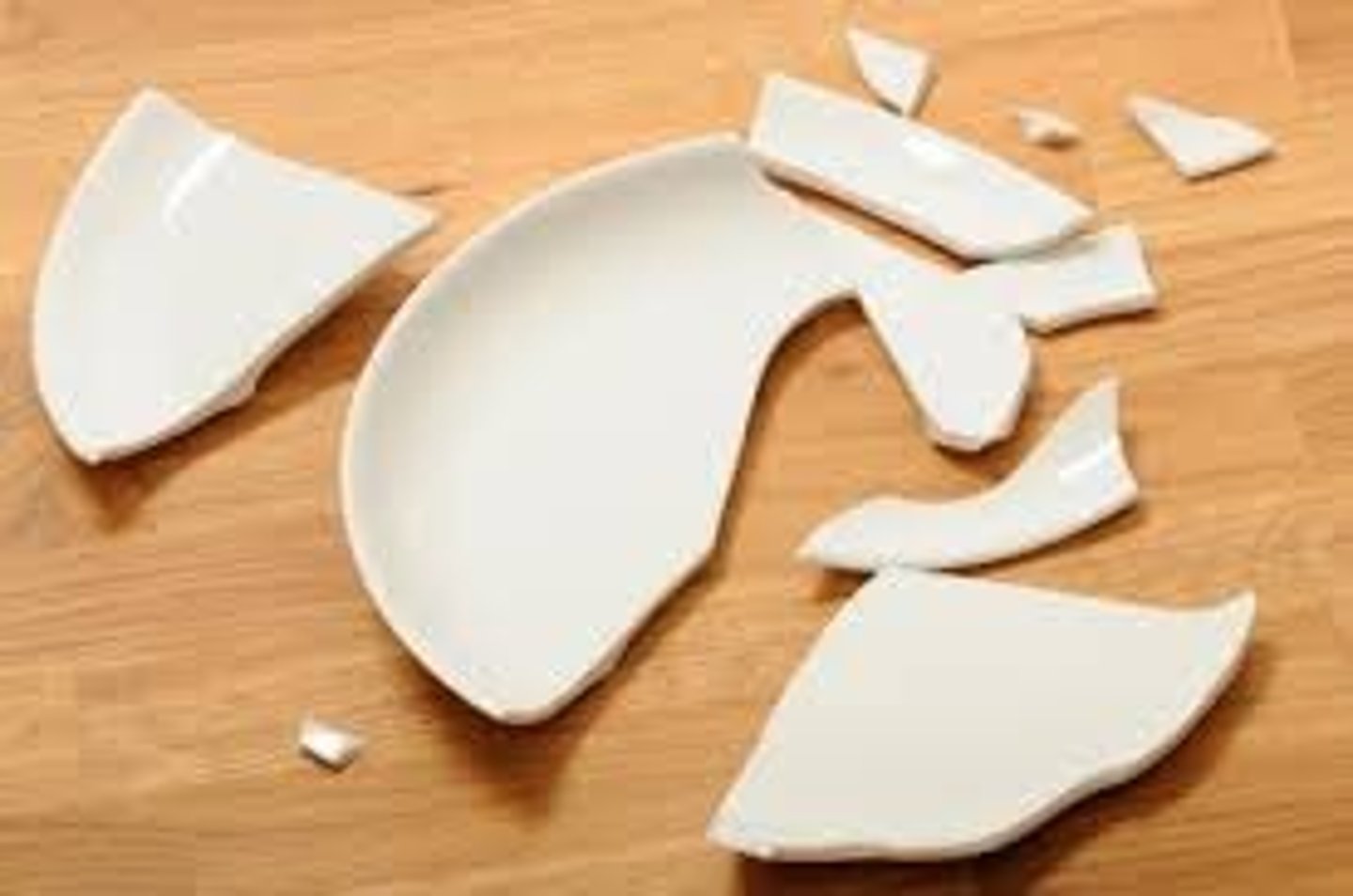 <p>pò - to break, broken, cut - vỡ, thủng, phá vỡ</p>