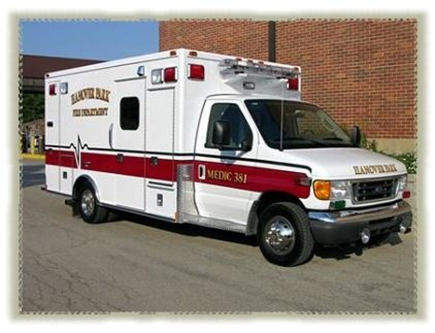 <p>ambulance</p>