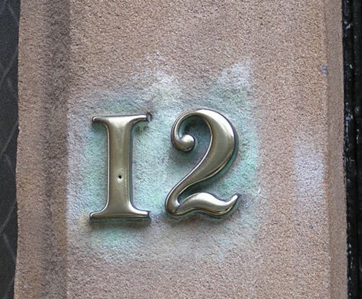 <p>12</p>