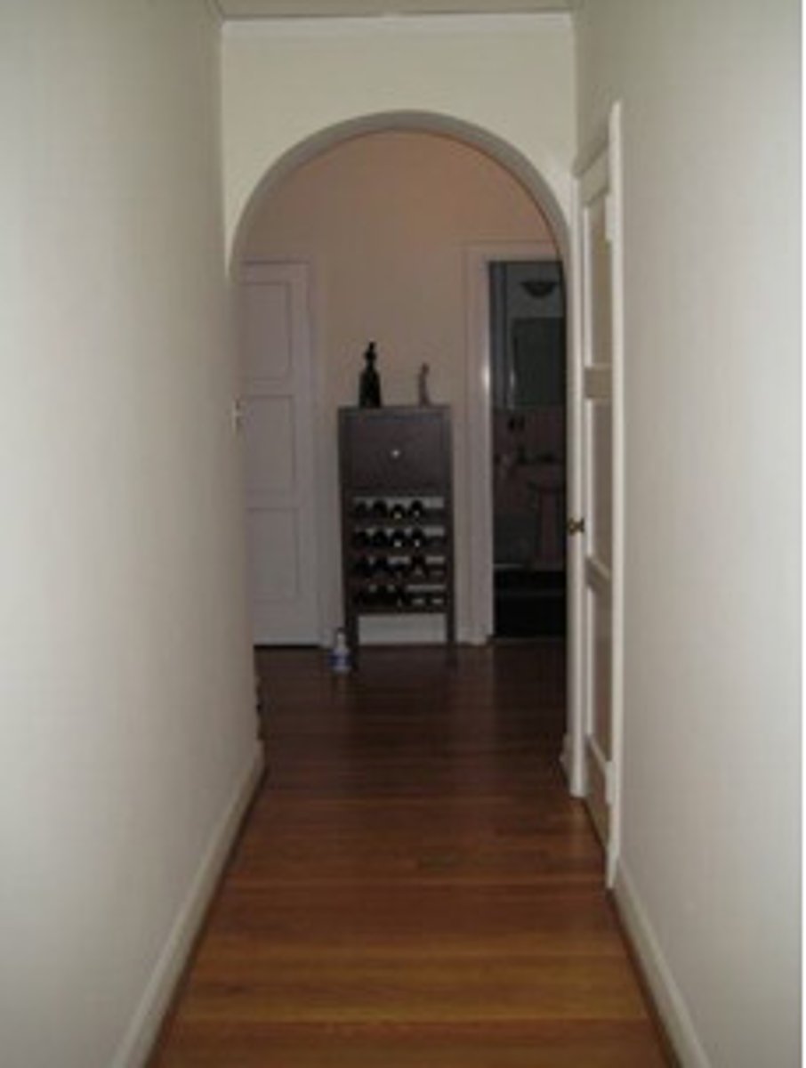 <p>the entryway</p>