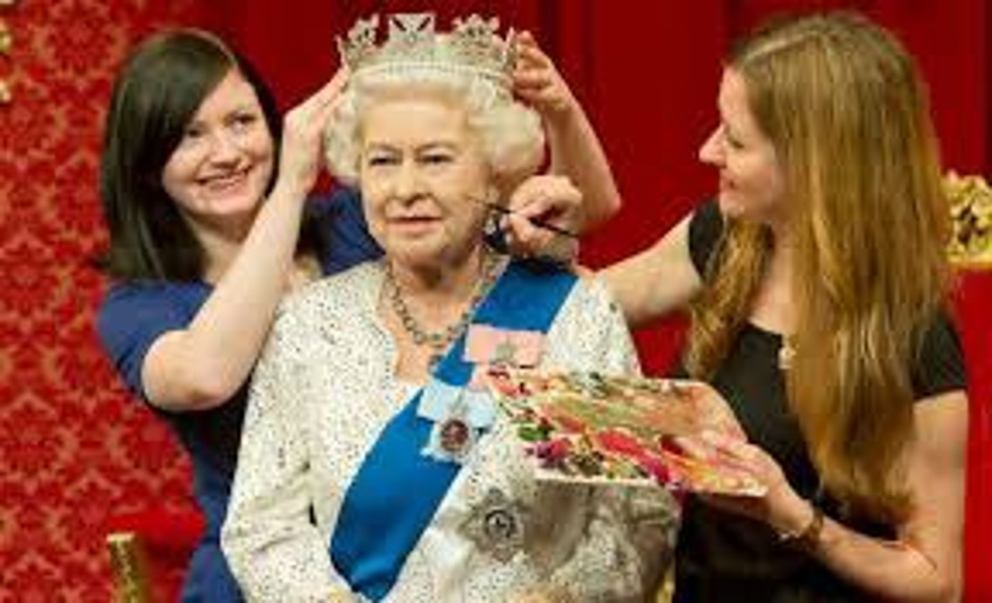 <p>visit the Grevin Museum</p>