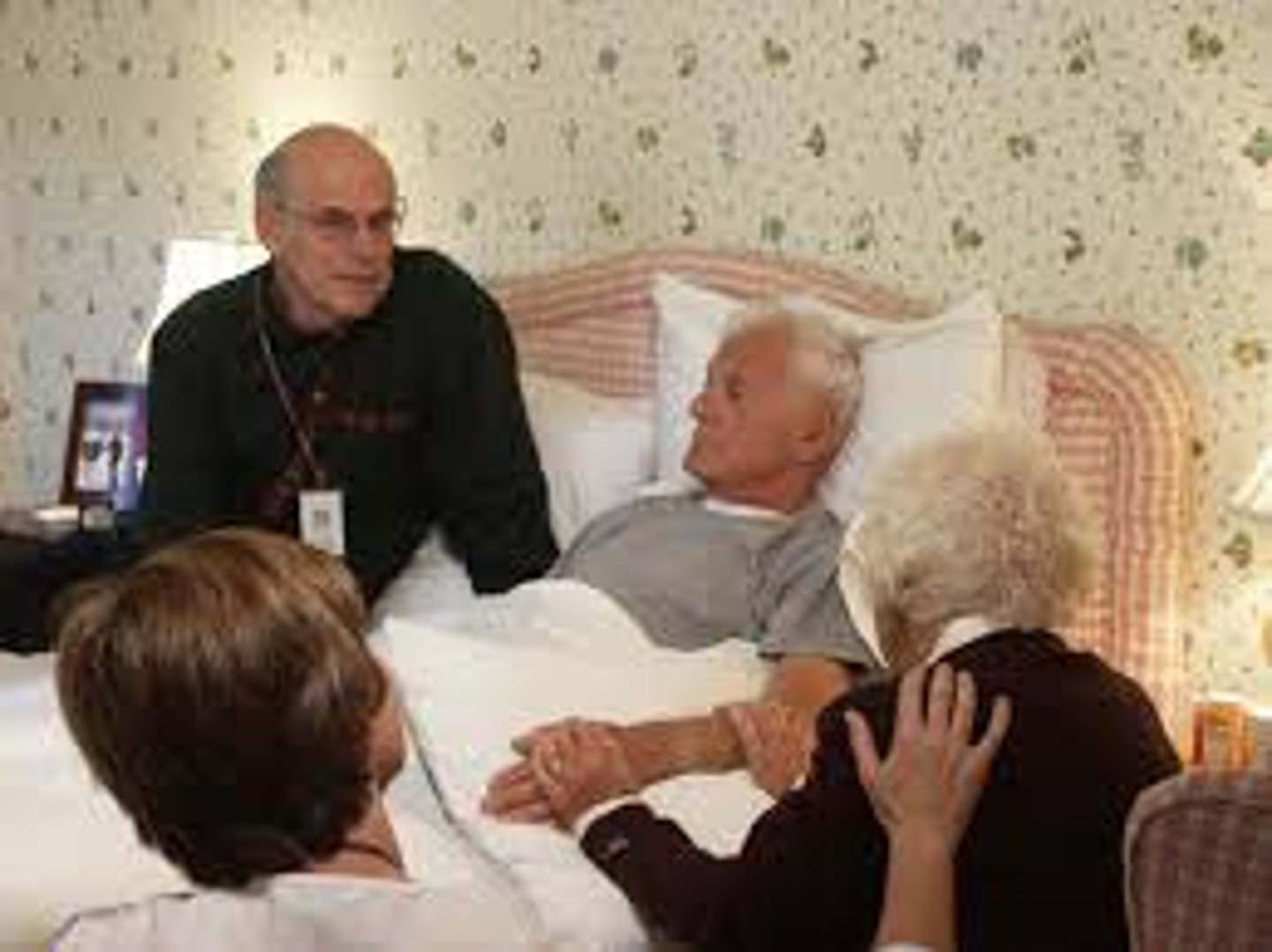 <p>- Improves end of life care</p><p>- Relieves suffering</p><p>- Supports the patient and family/caregiver through the dying process</p><p>- Provides grief support to the family after the patient has died</p>