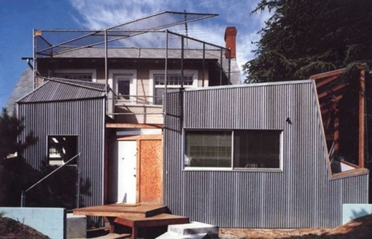 <p>Designed by Frank Gehry</p>