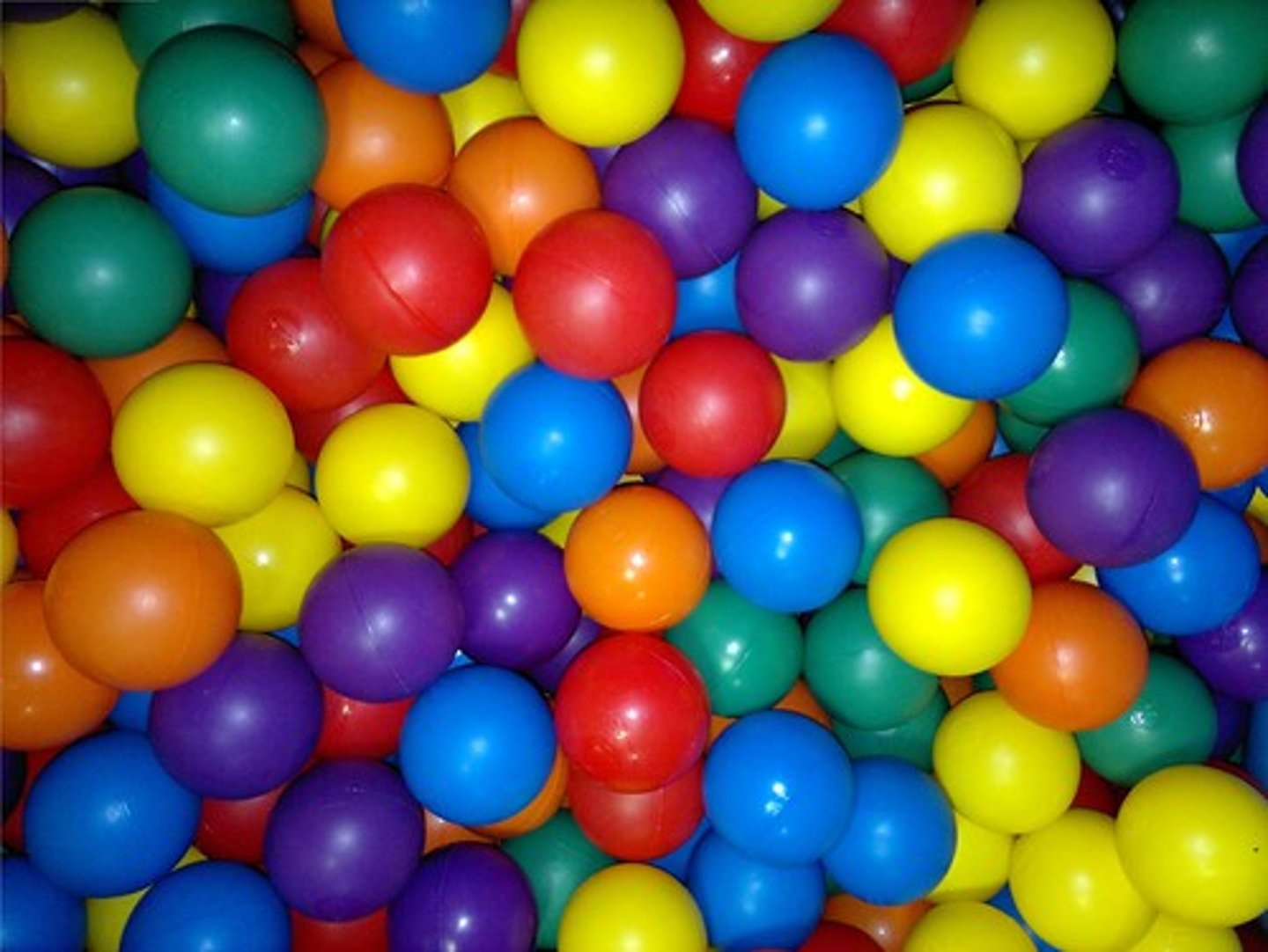 <p>characteristic that can be observed without changing the makeup of the substance</p>