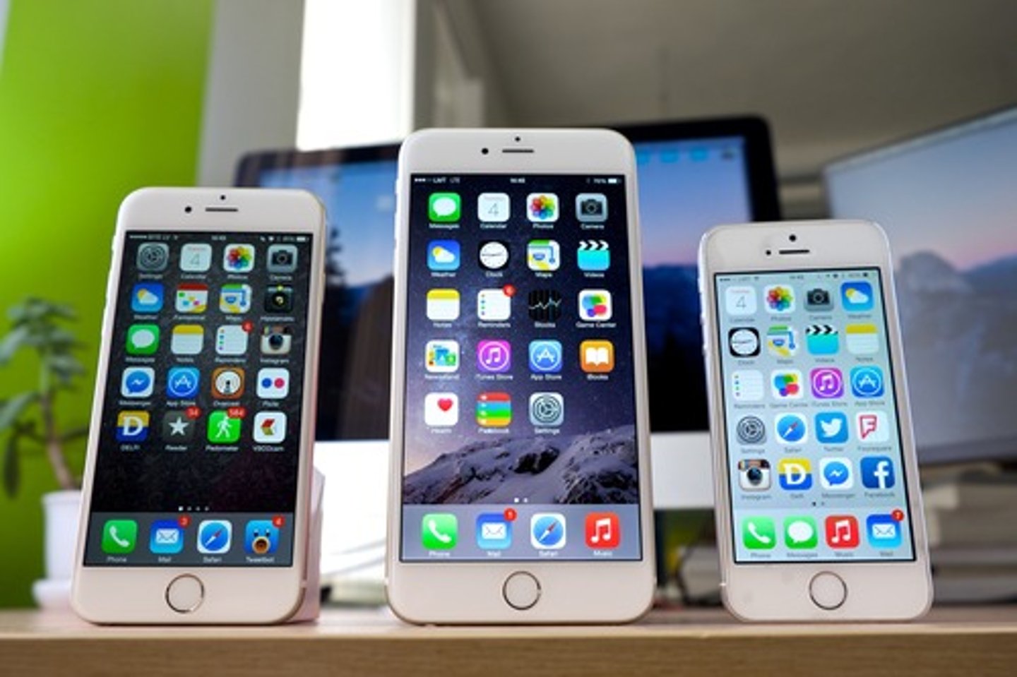 <p>smart phone</p>