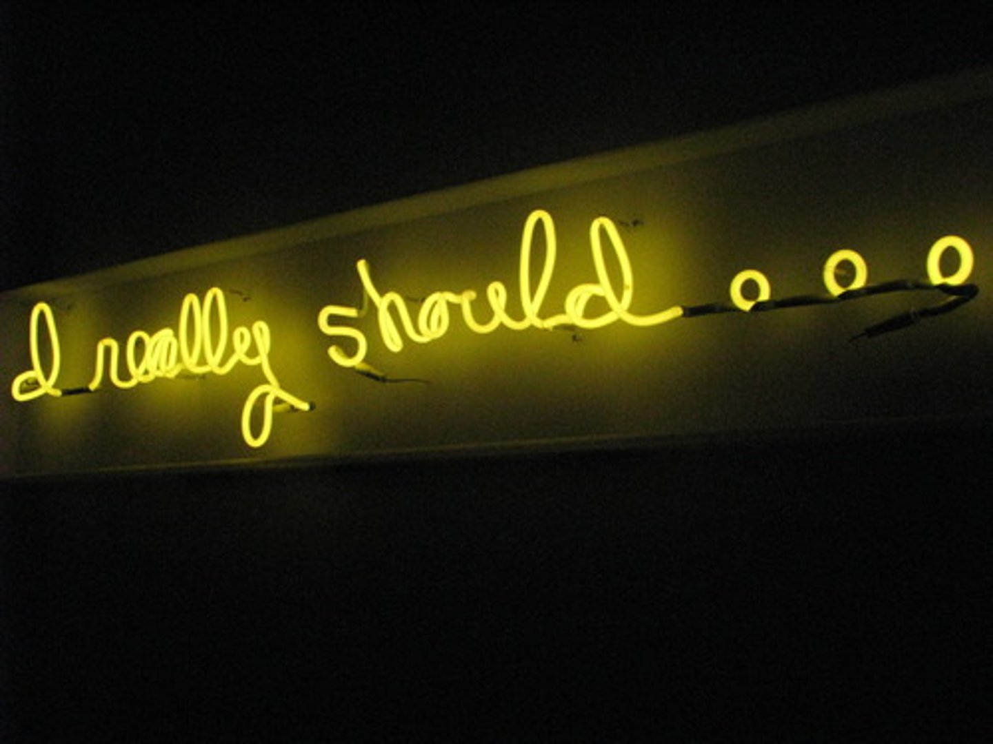 <p>should/ought to</p>