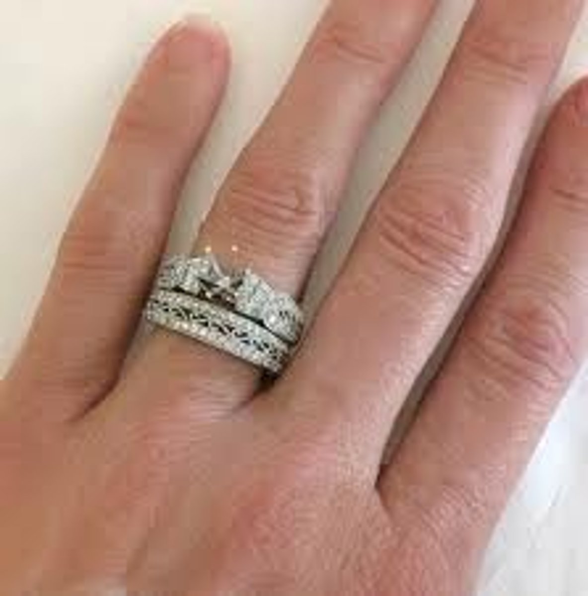 <p>to be engaged</p>