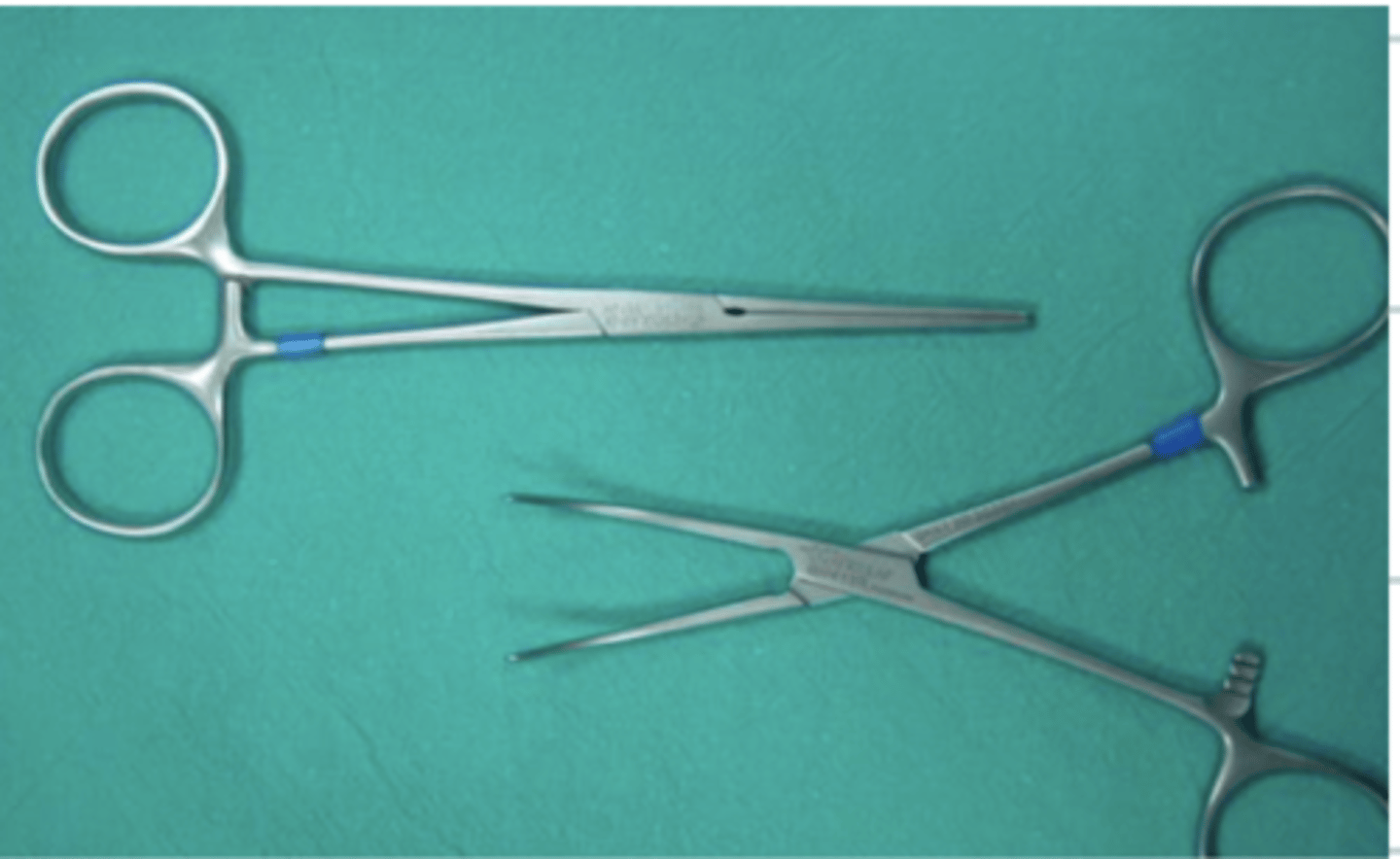 <p>¿para qué se utiliza pinzas kocher?</p>